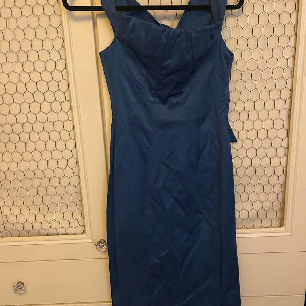 Elegant Blue Sleeveless Dress - New without tags